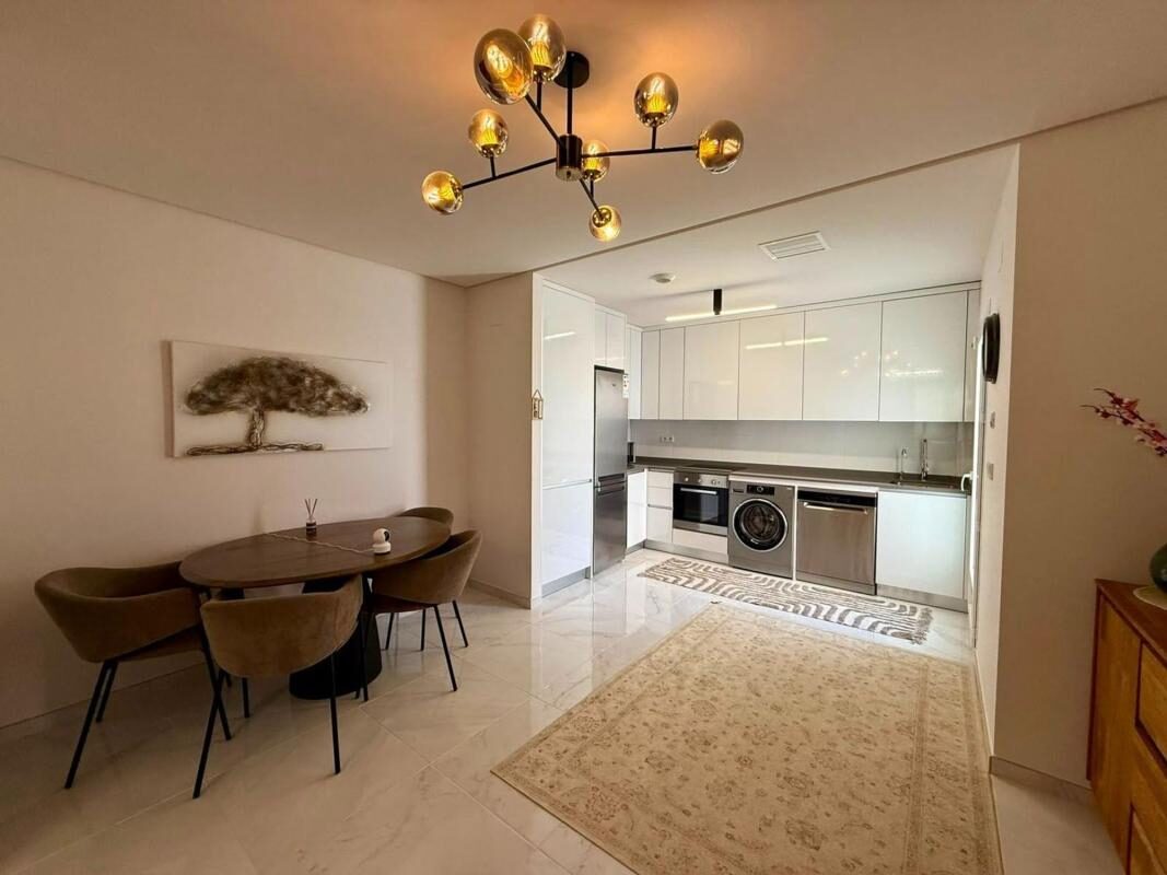 Apartament z 2 sypialniami, 81m² w Torrevieja, Hiszpania [ID: 0152-586345]