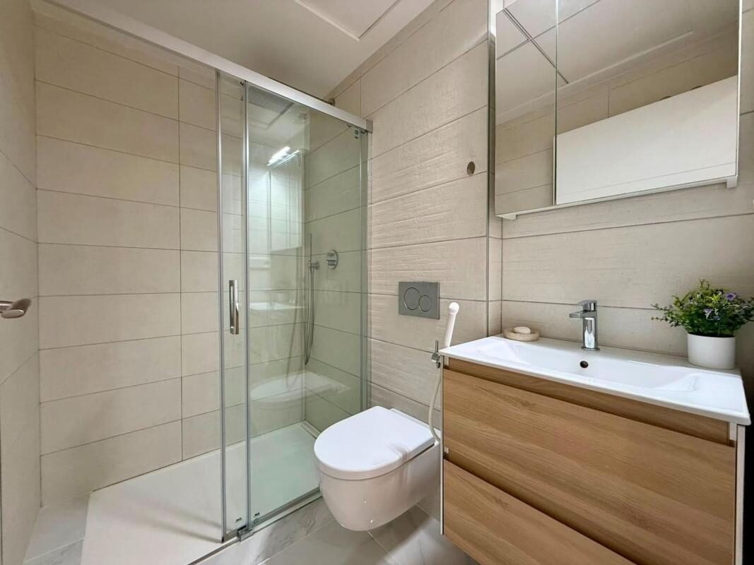 Apartament z 2 sypialniami, 81m² w Torrevieja, Hiszpania [ID: 0152-586345]