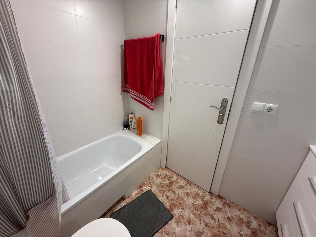 Квартира з 2 спальнями, 79м² в Торрев'єха, Іспанія [ID: 0152-586159]