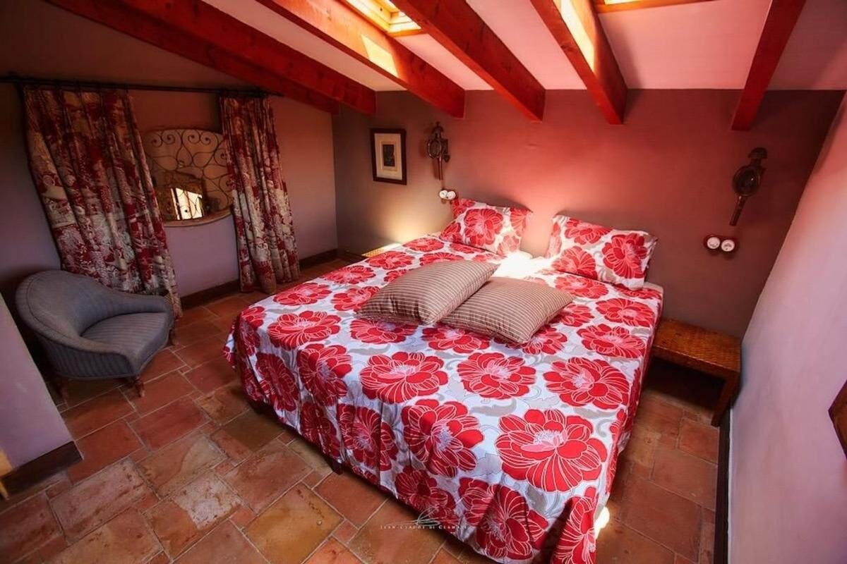 Вілла з 4 спальнями, 350м² в Оріуела, Іспанія [ID: 0152-585145]