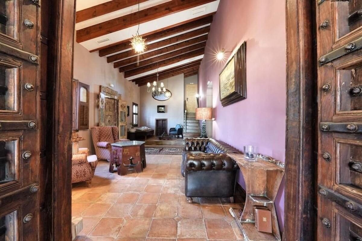 Вілла з 4 спальнями, 350м² в Оріуела, Іспанія [ID: 0152-585145]