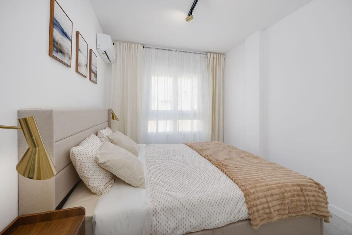Apartament z 3 sypialniami, 86m² w Torrevieja, Hiszpania [ID: 0152-584898]