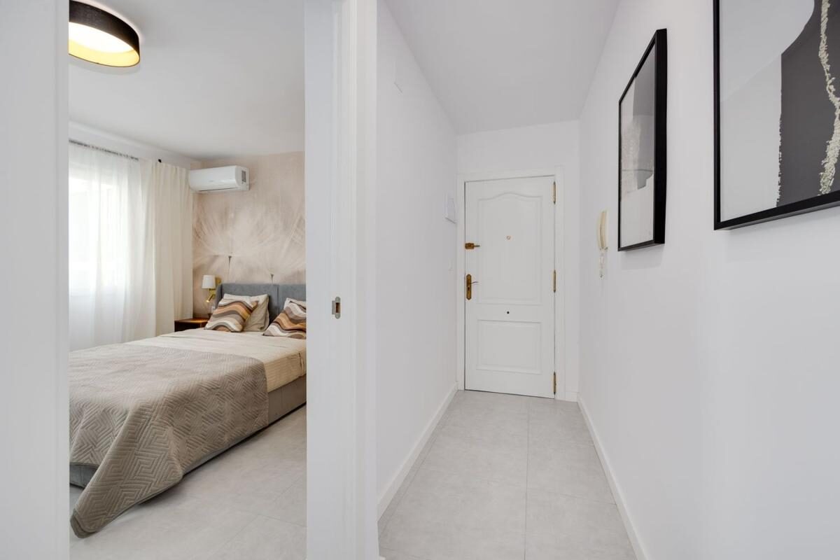 Apartament z 3 sypialniami, 86m² w Torrevieja, Hiszpania [ID: 0152-584898]