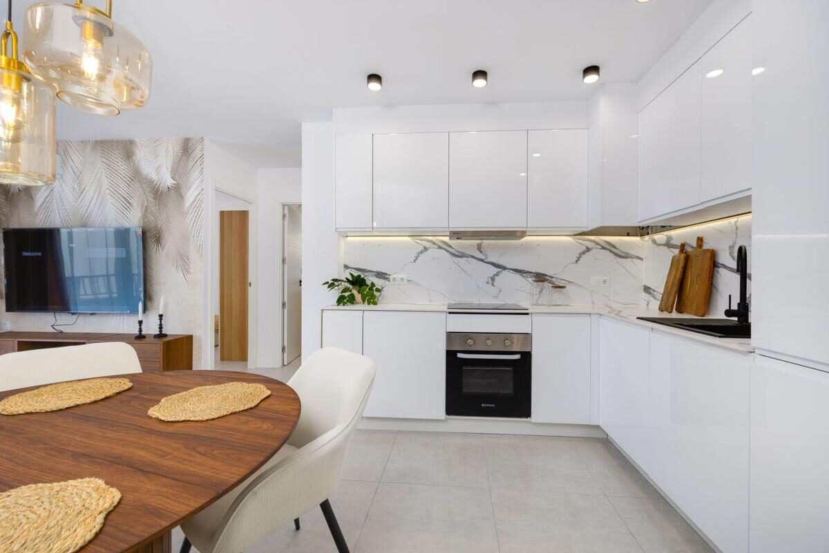 Apartament z 3 sypialniami, 86m² w Torrevieja, Hiszpania [ID: 0152-584898]
