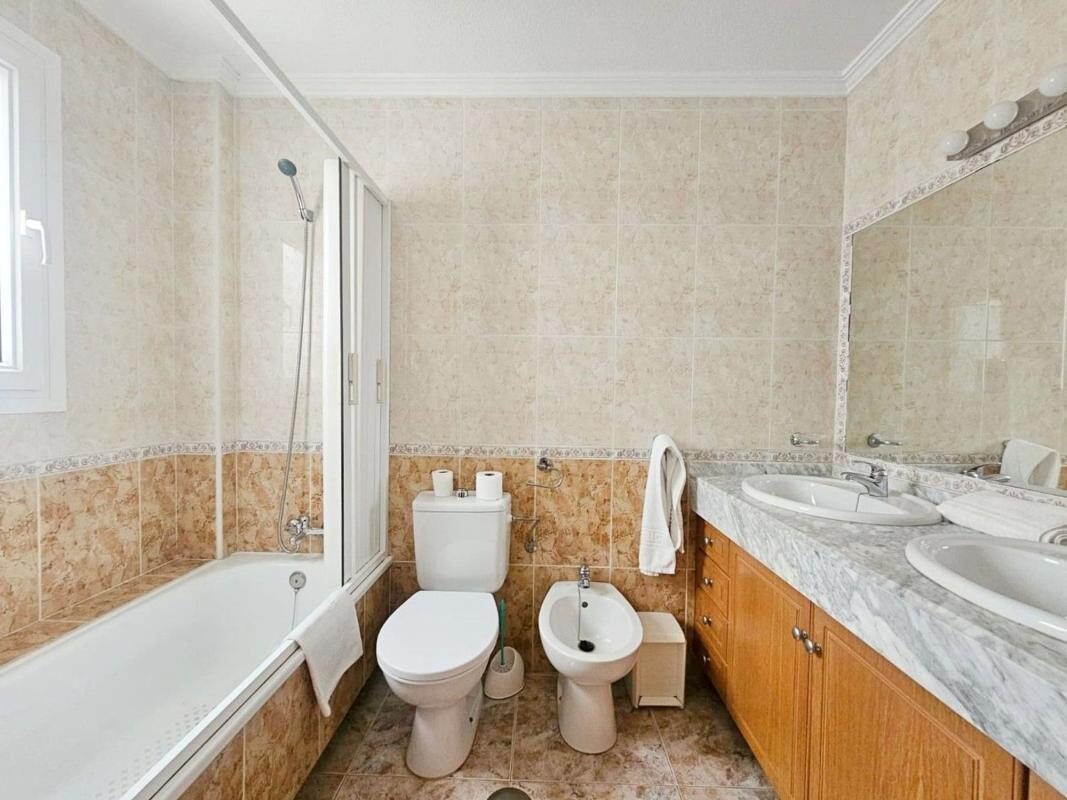 Apartamenty z 2 sypialniami, 98m² w orihuela, Hiszpania [ID: 0152-579147]