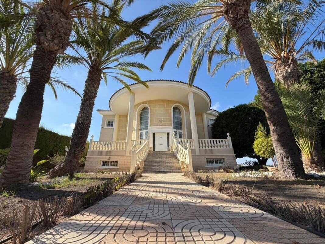 Willa z 6 sypialniami, 884m² w Рохалес, Hiszpania [ID: 0152-578802]