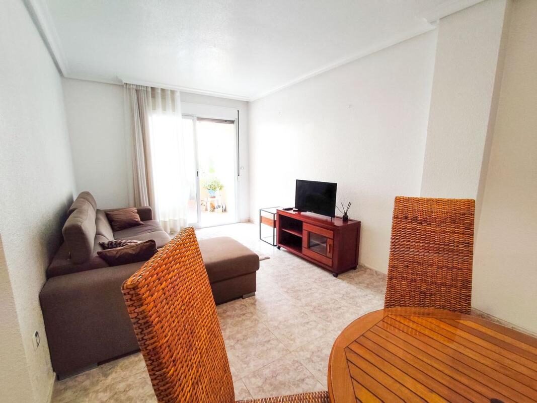 Apartment with 2 bedrooms, 75m² in Guardamar del Segura, Spain [ID: 0152-577676]