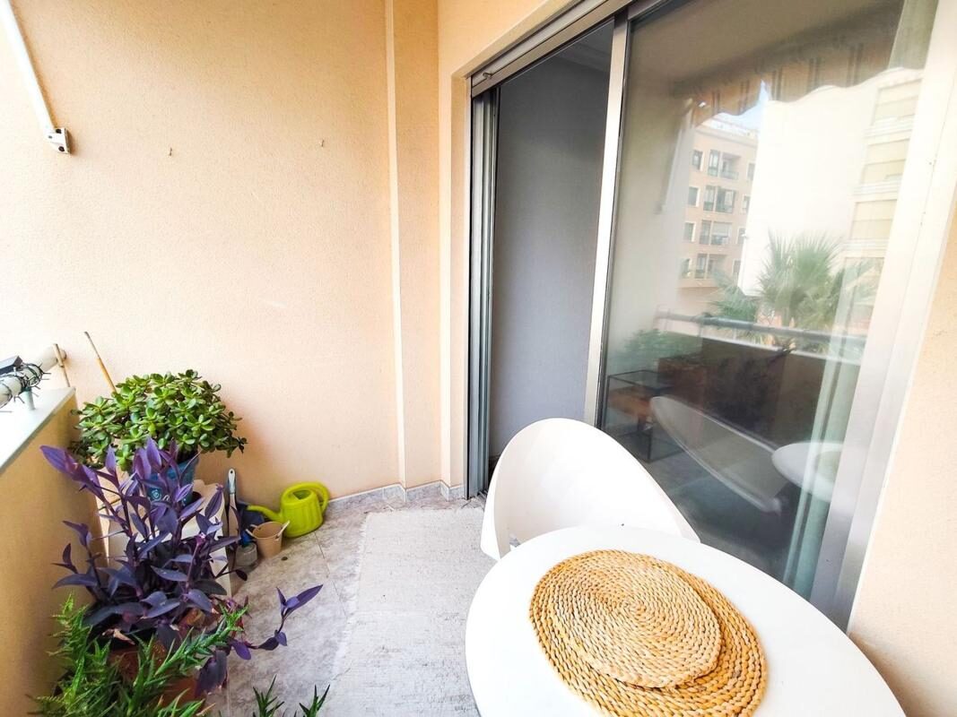 Apartment with 2 bedrooms, 75m² in Guardamar del Segura, Spain [ID: 0152-577676]