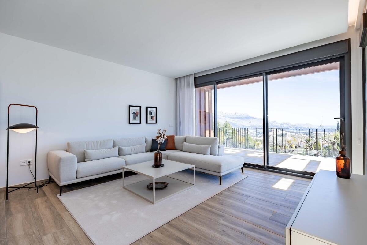 Villa with 4 bedrooms, 280m² in Polop, Spain [ID: 0152-573818_487711]