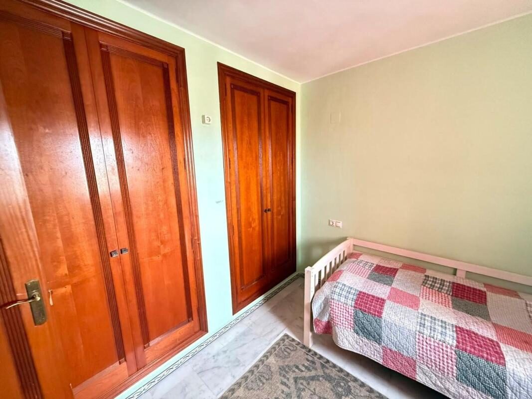 Apartment with 3 bedrooms, 110m² in Torrevieja, Spain [ID: 0152-571767]