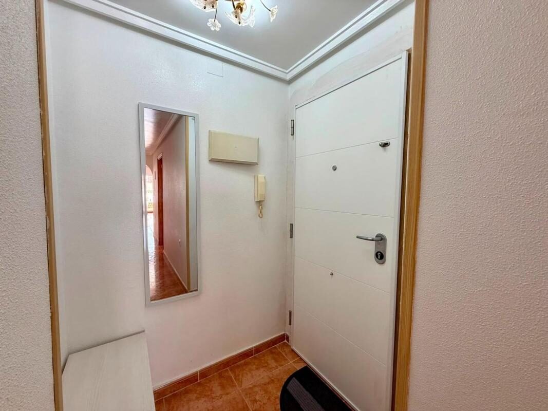 Apartment with 3 bedrooms, 82m² in Torrevieja, Spain [ID: 0152-568270]