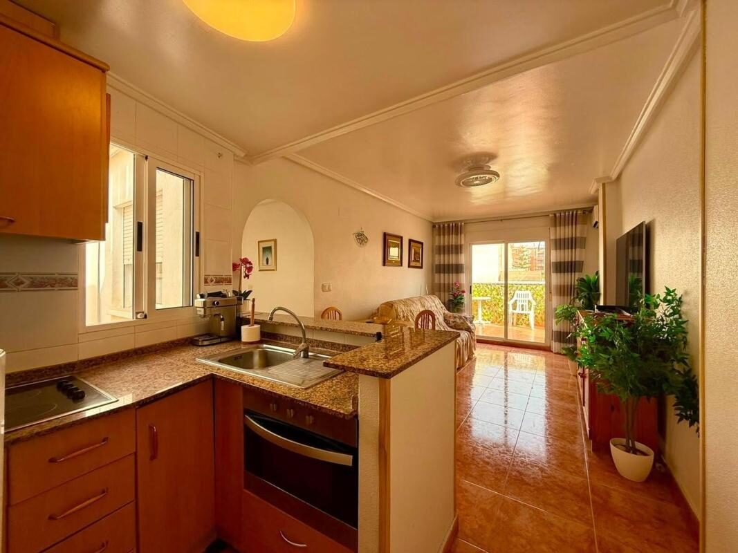 Apartment with 3 bedrooms, 82m² in Torrevieja, Spain [ID: 0152-568270]