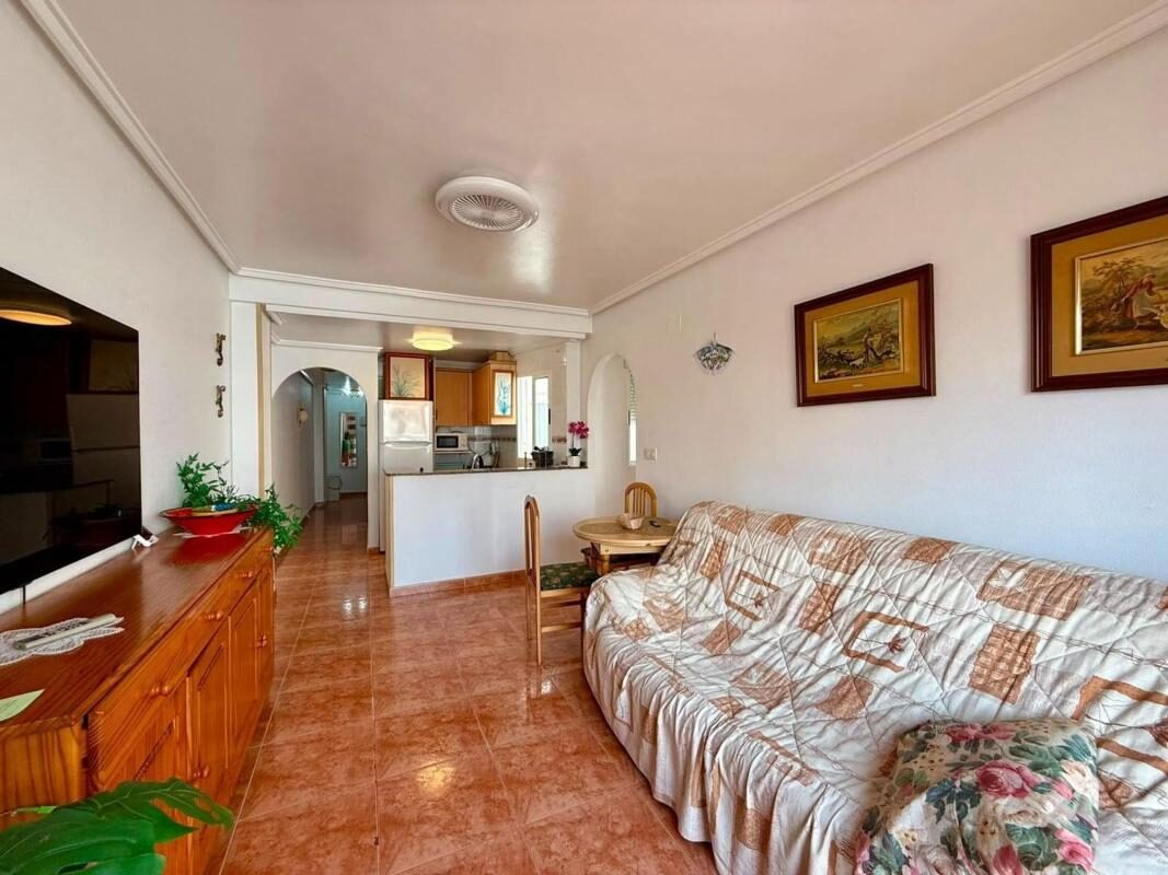 Apartment with 3 bedrooms, 82m² in Torrevieja, Spain [ID: 0152-568270]