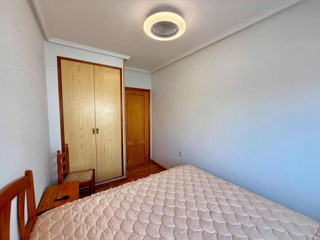 Apartment with 3 bedrooms, 82m² in Torrevieja, Spain [ID: 0152-568270]