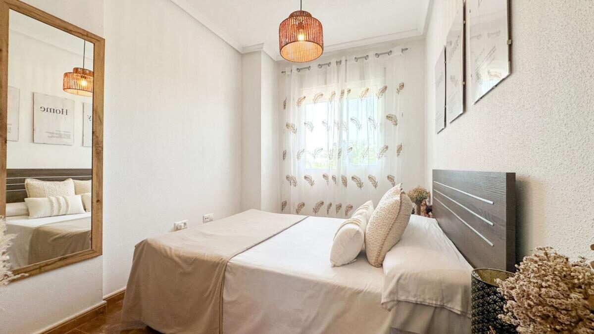Apartament z 2 sypialniami, 70m² w Guardamar del Segura, Hiszpania [ID: 0152-565060]