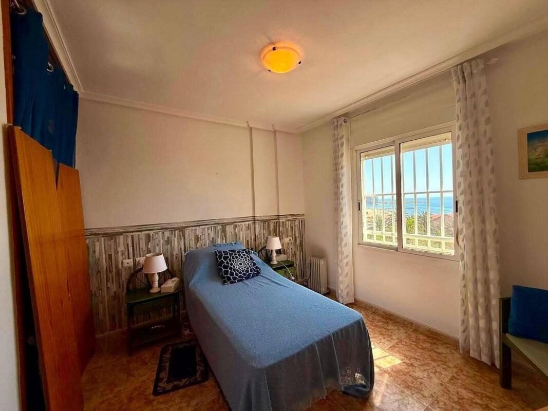 Квартира з 2 спальнями, 64м² в Торрев'єха, Іспанія [ID: 0152-563537]