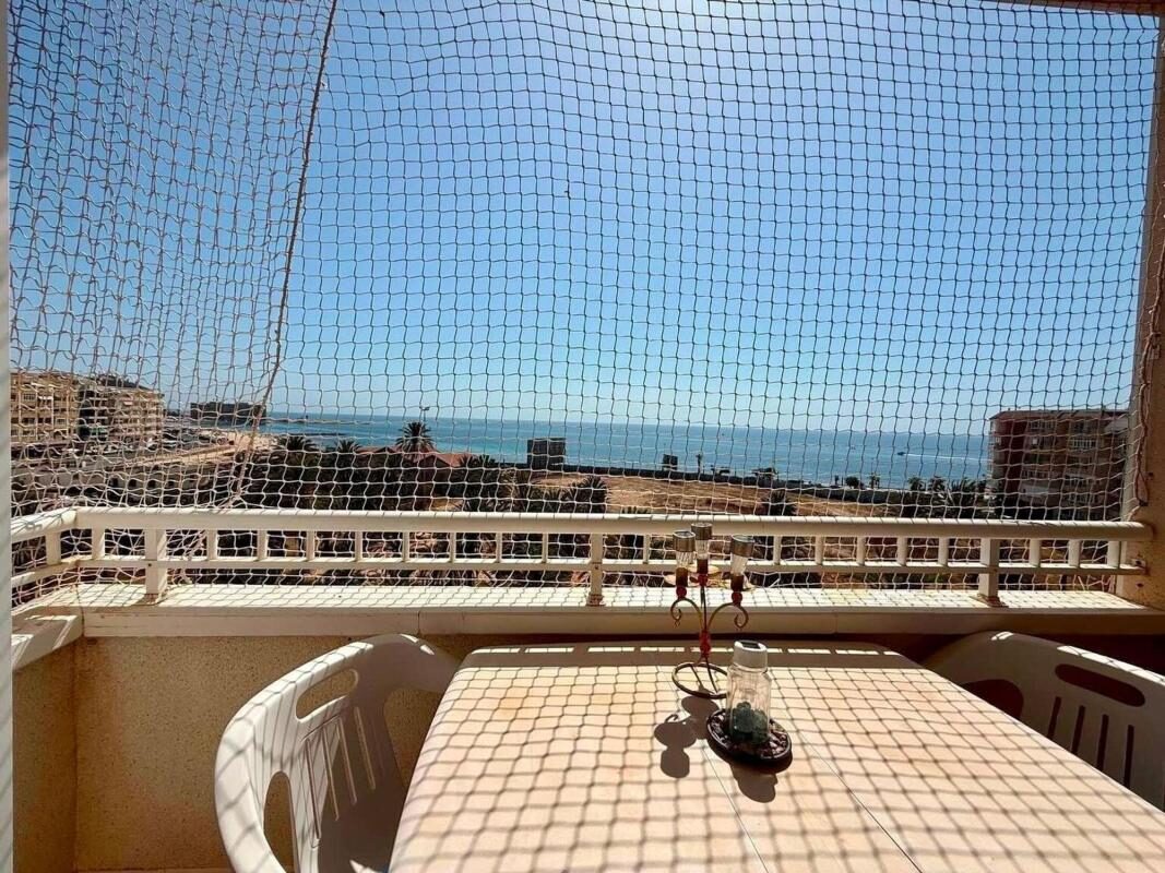 Квартира з 2 спальнями, 64м² в Торрев'єха, Іспанія [ID: 0152-563537]
