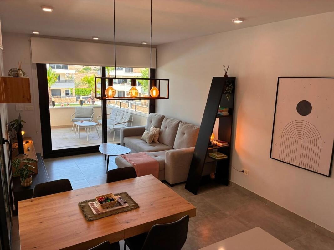 Апартаменты с 2 спальнями, 90м² в Ориуэла, Испания [ID: 0152-559156]