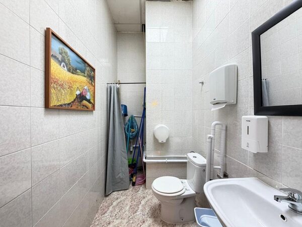 Przestrzeń komercyjna w Torrevieja, Hiszpania, 57m² - obraz 22