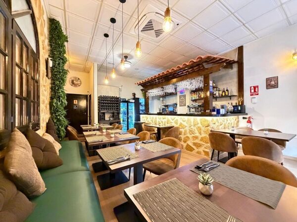 Przestrzeń komercyjna w Torrevieja, Hiszpania, 57m² - obraz 6