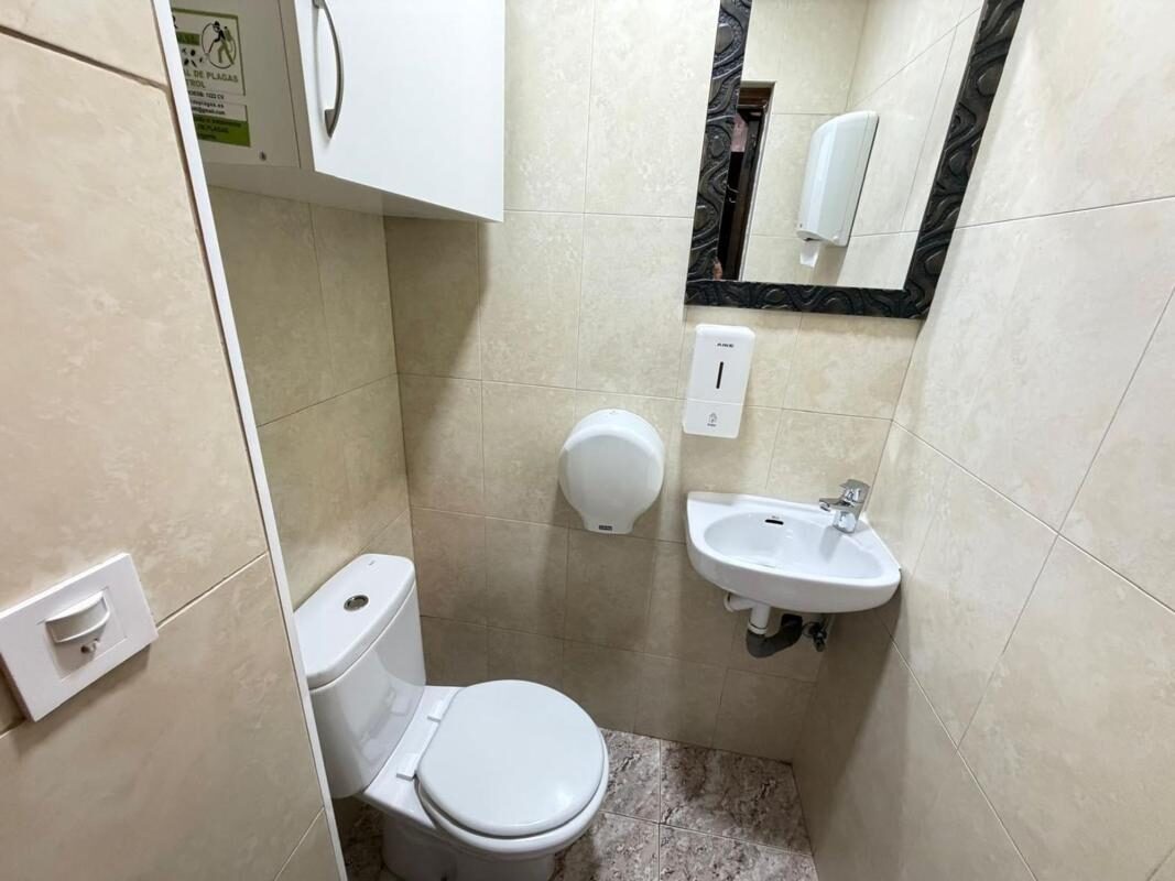 Przestrzeń komercyjna, 57m² w Torrevieja, Hiszpania [ID: 0152-557382]