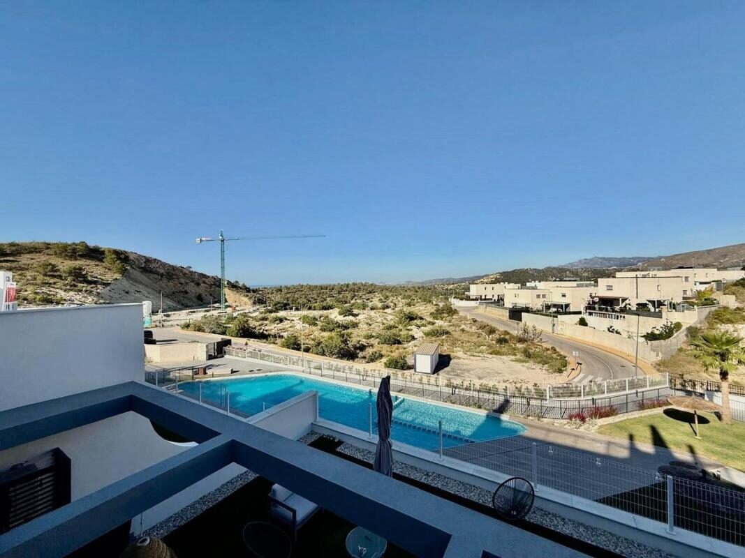 Apartament z 2 sypialniami, 119m² w Finestrat, Hiszpania [ID: 0152-553932]