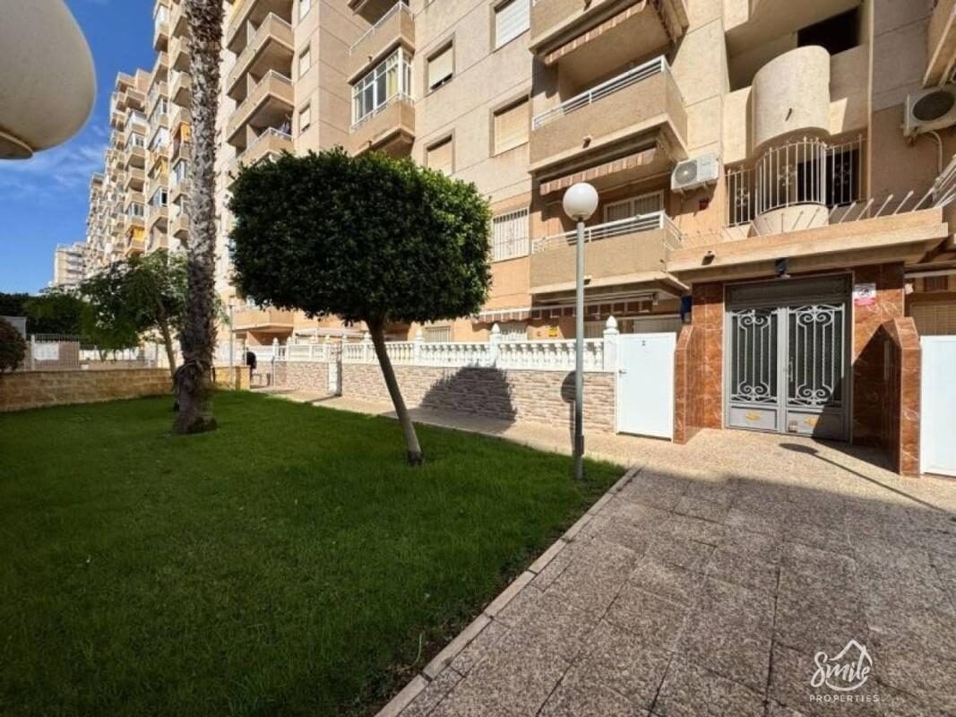 Apartment with 2 bedrooms, 63m² in Torrevieja, Spain [ID: 0152-552864]