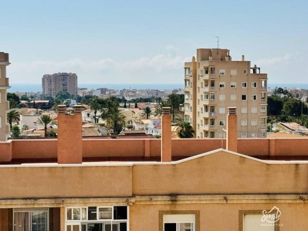 Apartment with 2 bedrooms, 63m² in Torrevieja, Spain [ID: 0152-552864]