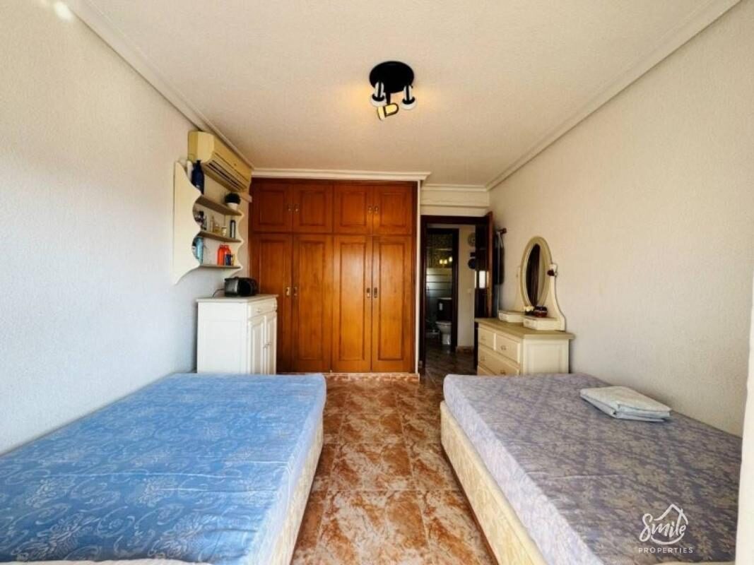 Apartament z 2 sypialniami, 68m² w Torrevieja, Hiszpania [ID: 0152-552170]