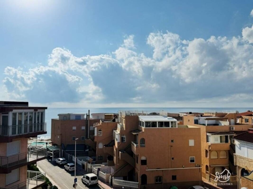 Apartament z 2 sypialniami, 68m² w Torrevieja, Hiszpania [ID: 0152-552170]