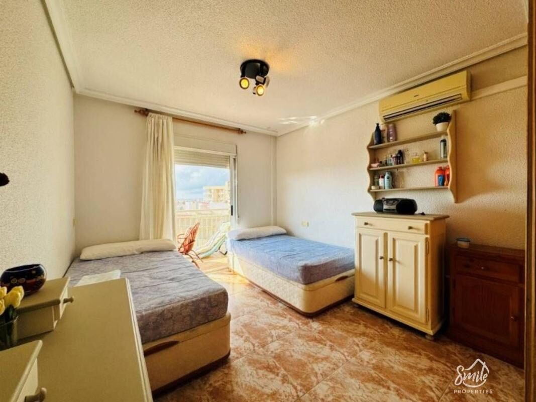Apartament z 2 sypialniami, 68m² w Torrevieja, Hiszpania [ID: 0152-552170]