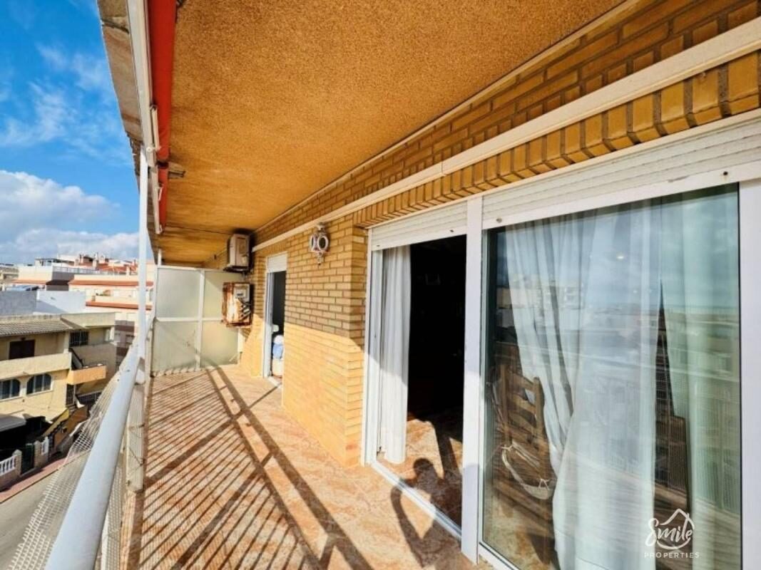 Apartament z 2 sypialniami, 68m² w Torrevieja, Hiszpania [ID: 0152-552170]