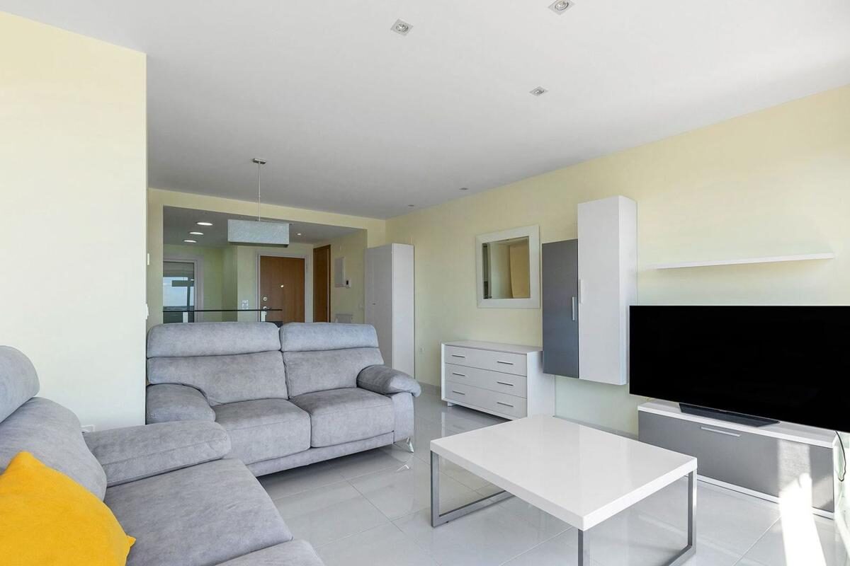 Apartament z 2 sypialniami, 175m² w Torrevieja, Hiszpania [ID: 0152-551932]