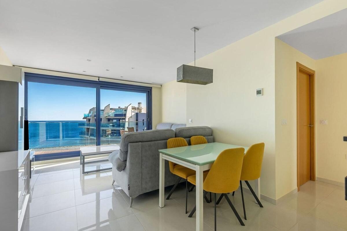 Apartament z 2 sypialniami, 175m² w Torrevieja, Hiszpania [ID: 0152-551932]