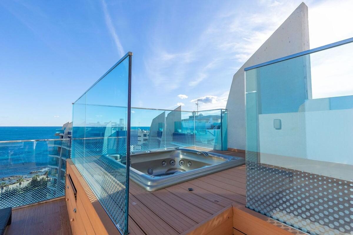 Apartament z 2 sypialniami, 175m² w Torrevieja, Hiszpania [ID: 0152-551932]