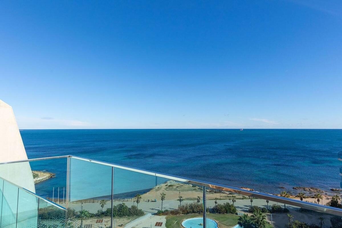 Apartament z 2 sypialniami, 175m² w Torrevieja, Hiszpania [ID: 0152-551932]