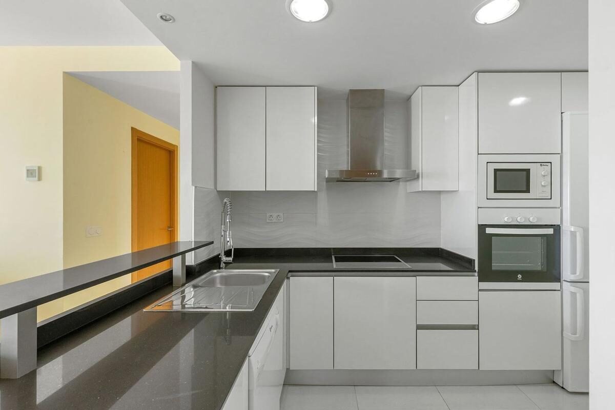 Apartament z 2 sypialniami, 175m² w Torrevieja, Hiszpania [ID: 0152-551932]