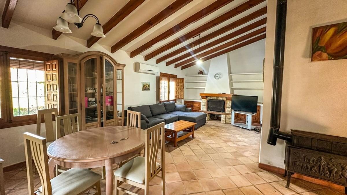Вілла з 4 спальнями, 140м² в Оріуела, Іспанія [ID: 0152-550403]