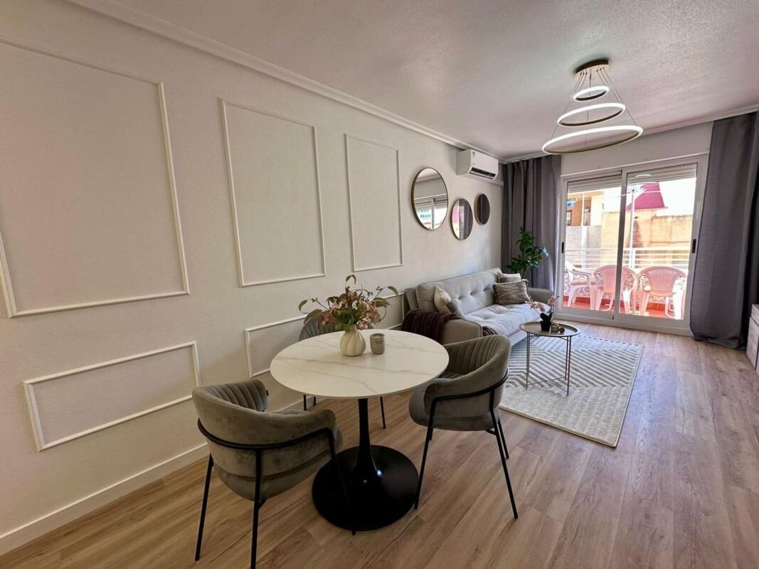 Квартира з 2 спальнями, 55м² в Торрев'єха, Іспанія [ID: 0152-549615]