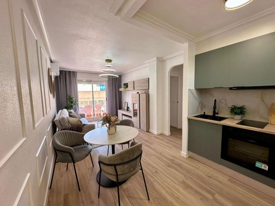Квартира з 2 спальнями, 55м² в Торрев'єха, Іспанія [ID: 0152-549615]