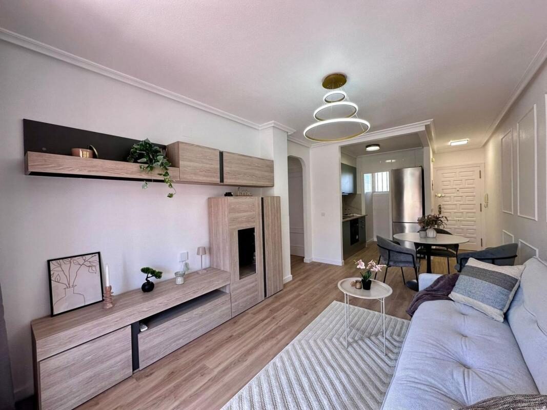 Квартира з 2 спальнями, 55м² в Торрев'єха, Іспанія [ID: 0152-549615]