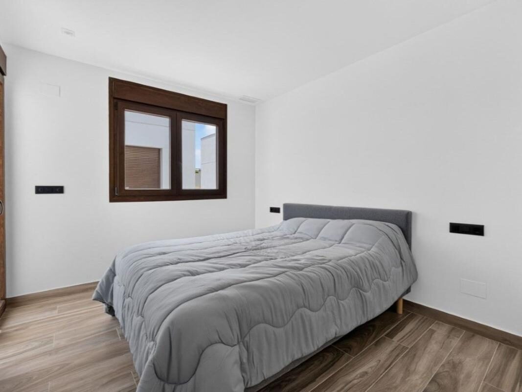 Вілла з 4 спальнями, 179м² в Торрев'єха, Іспанія [ID: 0152-549263]