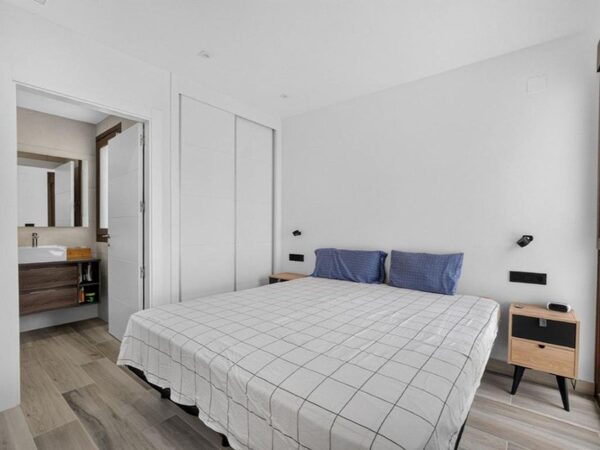 Willa w Torrevieja, Hiszpania, 179m² - obraz 14