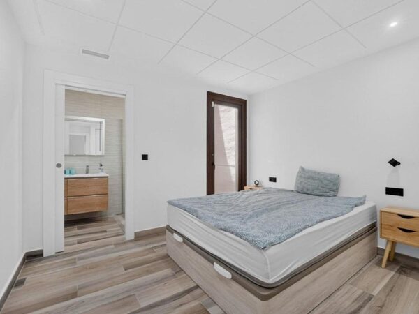 Willa w Torrevieja, Hiszpania, 179m² - obraz 23