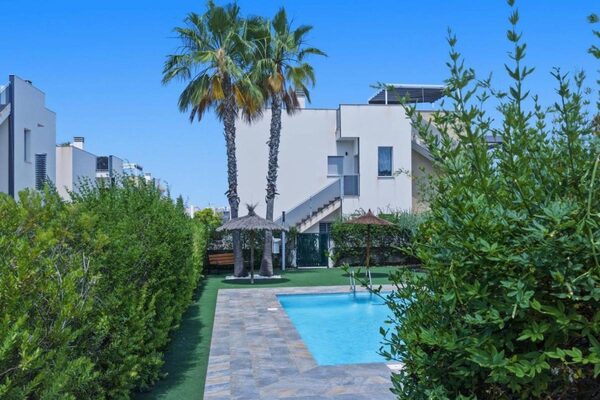 Apartments in Guardamar del Segura, Spain, 108m² - image 28