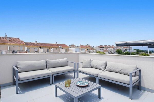 Apartments in Guardamar del Segura, Spain, 108m² - image 3