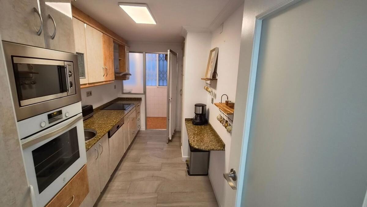 Apartment with 3 bedrooms, 117m² in Torrevieja, Spain [ID: 0152-545210]