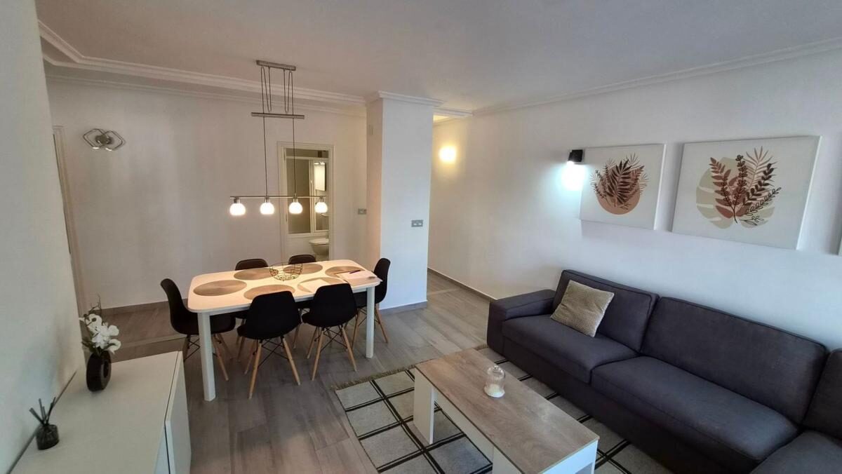 Apartment with 3 bedrooms, 117m² in Torrevieja, Spain [ID: 0152-545210]