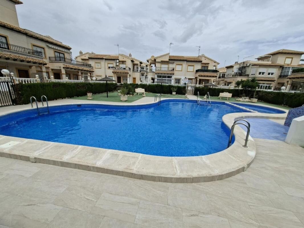 Willa z 2 sypialniami, 53m² w orihuela, Hiszpania [ID: 0152-541017]