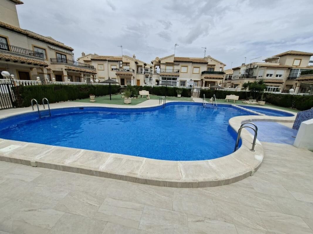 Апартаменти з 2 спальнями, 52м² в Оріуела, Іспанія [ID: 0152-540823]